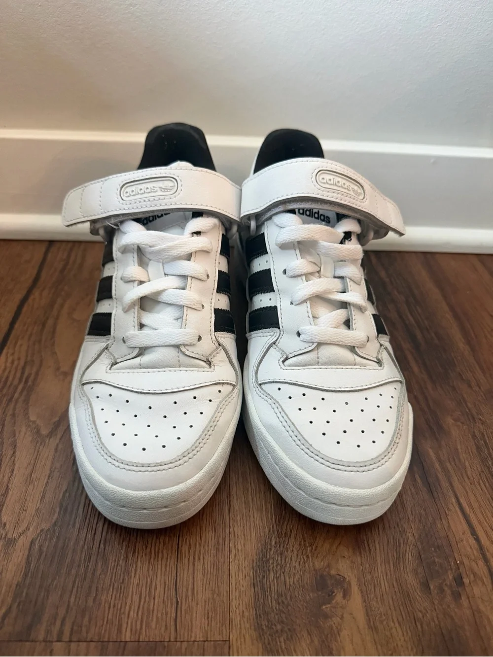 Adidas Forum Low Sneakers - White/Black